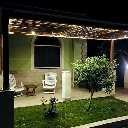 House بيت للعطل