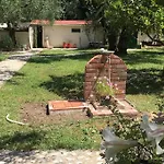 Nyaraló House *