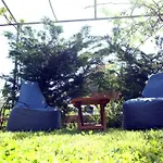 House Nyaraló