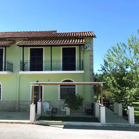 Semesterbostad House Sfakerá